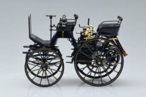 Mercedes Daimler Motorkutsche Dunkelblau Norev 1:18 183700 Druckguss — Bild 3 von 6