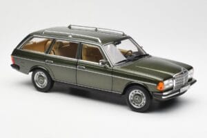 Mercedes 230T W123 T-Modell Grün Metallic Norev 1:18 183730 Druckguss — Bild 6 von 8