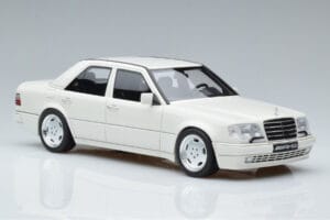 Mercedes E60 AMG W124 Weiß Otto 1:18 B66040640 Resin — Bild 4 von 6