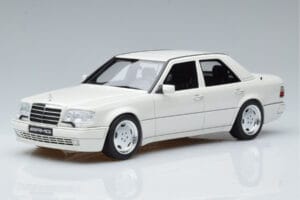 Mercedes E60 AMG W124 Weiß Otto 1:18 B66040640 Resin