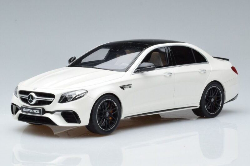 Mercedes AMG E63 S W213 Weiß GT Spirit 1:18 B66965711 Resin