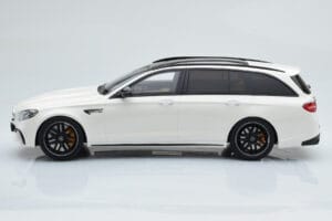 Mercedes AMG E63 S S213 T-Model Weiß GT Spirit 1:18 GT795 Resin — Bild 3 von 6