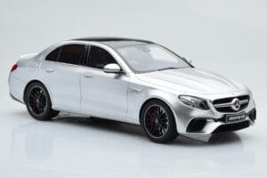 Mercedes AMG E63 S W213 Silber GT Spirit 1:18 GT230 Resin — Bild 4 von 6