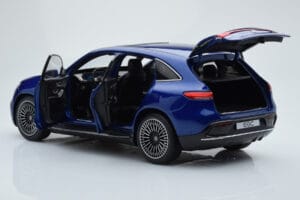 Mercedes EQC 400 Brilliant Blau NZG 1:18 B66963757 Druckguss — Bild 7 von 8