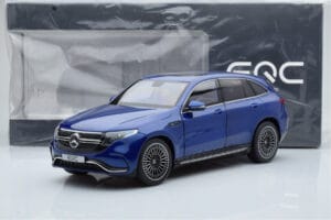 Mercedes EQC 400 Brilliant Blau NZG 1:18 B66963757 Druckguss — Bild 8 von 8