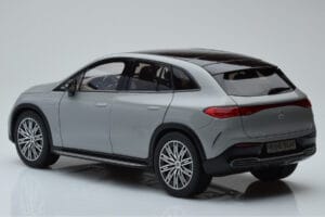 Mercedes EQE SUV X294 AMG Line Alpine Grau NZG 1:18 B66960837 Druckguss — Bild 7 von 8