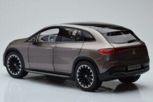 Mercedes EQE SUV X294 AMG Line Velvet Braun NZG 1:18 B66960836 Druckguss — Bild 7 von 8