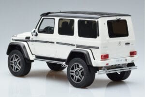 Mercedes G500 4x4 W463 GT Spirit 1:18 GT142 Resin — Bild 5 von 6