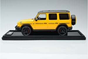 Mercedes AMG G63 W463 Gelb MotorHelix 1:18 MH018-Y Resin — Bild 3 von 7