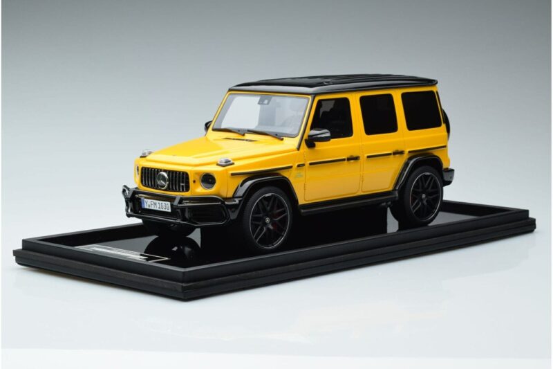 Mercedes AMG G63 W463 Gelb MotorHelix 1:18 MH018-Y Resin