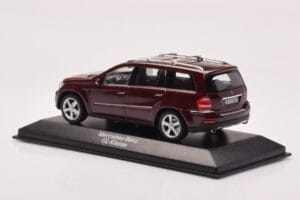 Mercedes GL X164 Carneol Rot Minichamps 1:43 B66962226 Druckguss — Bild 3 von 4