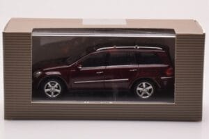 Mercedes GL X164 Carneol Rot Minichamps 1:43 B66962226 Druckguss — Bild 4 von 4