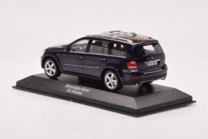 Mercedes GL X164 Tansanit Blau Minichamps 1:43 B66962228 Druckguss — Bild 3 von 4