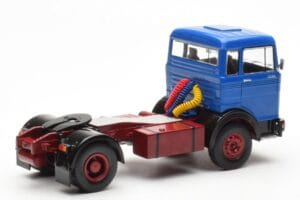 Mercedes LPS 1632 Blau IXO 1:43 TR175 Druckguss — Bild 3 von 4
