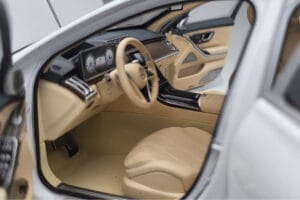 Mercedes Maybach S600 W222 V12 Biturbo Diamond Weiß Almost Real 1:18 820116 Druckguss — Bild 8 von 11