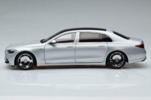Mercedes Maybach S600 W222 V12 Biturbo Hightech Silber Almost Real 1:18 820118 Druckguss — Bild 5 von 12