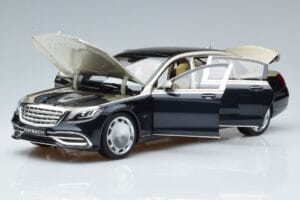 Mercedes Maybach S650 X222 Silberblau Norev 1:18 B66960615 Druckguss — Bild 2 von 7