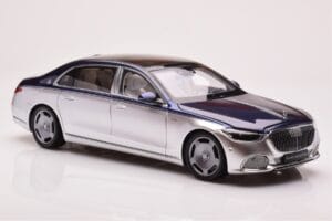 Mercedes Maybach S680 W223 Nautical Blau Cirrus Silber Almost Real 1:18 820125 Druckguss — Bild 6 von 8