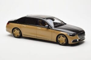 Mercedes Maybach S680 W223 Obsidian Schwarz Sand Almost Real 1:18 820124 Druckguss — Bild 5 von 7