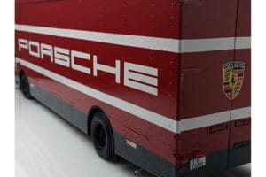 Mercedes O317 Porsche Transporter Rot CMR 1:18 CMR149 Druckguss — Bild 12 von 12