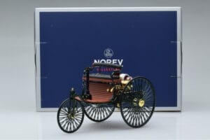 Mercedes Patent Motorwagen Grün Norev 1:18 183701 Druckguss — Bild 6 von 6