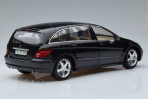 Mercedes R-Class W251 Obsidian Schwarz Minichamps 1:18 B66962325 Druckguss — Bild 3 von 7