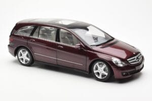 Mercedes R-Class W251 Rot Metallic Minichamps 1:18 150034602 Druckguss — Bild 6 von 8