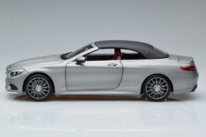 Mercedes S-Class A217 Cabriolet Grau Norev 1:18 B66960355 Druckguss — Bild 4 von 8