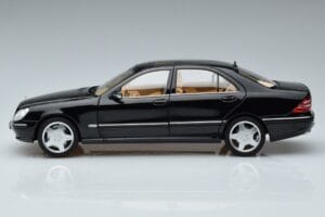 Mercedes S-Class W220 S55 AMG Limitierte Auflage Norev 1:18 183812 Druckguss — Bild 4 von 7