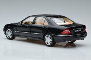 Mercedes S-Class W220 S55 AMG Limitierte Auflage Norev 1:18 183812 Druckguss — Bild 6 von 7