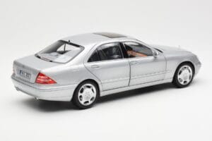Mercedes S600 W220 Silber Metallic Norev 1:18 183810 Druckguss — Bild 3 von 8