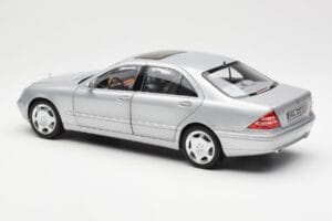 Mercedes S600 W220 Silber Metallic Norev 1:18 183810 Druckguss — Bild 7 von 8