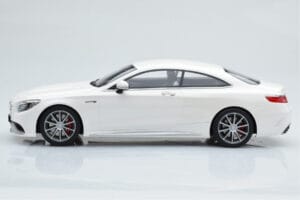 Mercedes AMG S63 C217 Coupe Weiß GT Spirit 1:18 B66960372 Resin — Bild 3 von 6