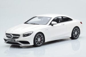 Mercedes AMG S63 C217 Coupe Weiß GT Spirit 1:18 B66960372 Resin