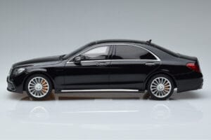 Mercedes AMG S65 W222 Schwarz GT Spirit 1:18 GT228 Resin — Bild 3 von 6