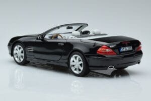 Mercedes SL500 R230 Schwarz Norev 1:18 183840 Druckguss — Bild 6 von 8