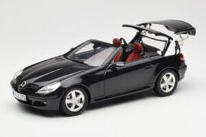 Mercedes SLK R171 Obsidian Schwarz Metallic Minichamps 1:18 B66962319 Druckguss — Bild 2 von 9