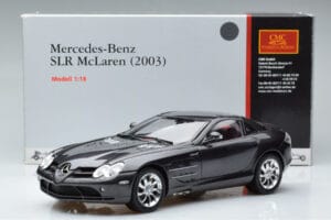 Mercedes SLR McLaren Schwarz CMC 1:18 M-045F Druckguss — Bild 10 von 10