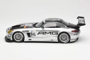 Mercedes SLS AMG GT3 #96 M. Hakkinen AMG Customer Sports 6 Hours of Zhuhai ILMC 2011 Minichamps 1:18 B66960197 Druckguss — Bild 3 von 6