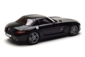 Mercedes SLS AMG Obsidian Schwarz Metallic Minichamps 1:18 B66960042 Druckguss — Bild 3 von 7