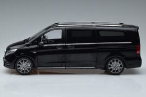 Mercedes V-Class W447 V260L Schwarz Mercedes 1:18 QALCN89911150 Druckguss — Bild 4 von 8