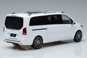 Mercedes V-Class W447 V260L Weiß OEM 1:18 QALCN89911149 Druckguss — Bild 3 von 8