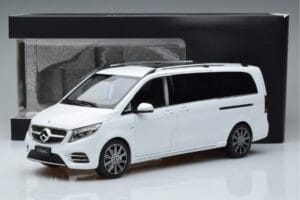 Mercedes V-Class W447 V260L Weiß OEM 1:18 QALCN89911149 Druckguss — Bild 8 von 8