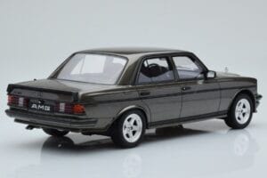 Mercedes W123 AMG 280 Grau Otto 1:18 OT750 Resin — Bild 2 von 6