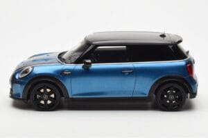 Mini Cooper S F56 Island Blau Otto 1:18 OT982 Resin — Bild 3 von 6