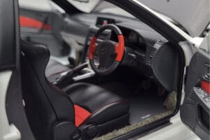 Nissan Skyline GT-R R34 Nismo Z-Tune Weiß MotorHelix 1:18 M83407 Druckguss — Bild 8 von 11