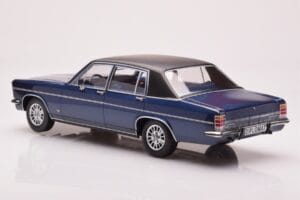 Opel Diplomat B Dunkelblau Metallic MCG 1:18 MCG18336 Druckguss — Bild 5 von 6
