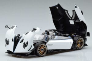 Pagani Zonda HP Barchetta Carbon Fiber Weiß LCD 1:18 LCD18009-WH Druckguss — Bild 2 von 9
