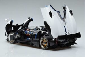 Pagani Zonda HP Barchetta Carbon Fiber Weiß LCD 1:18 LCD18009-WH Druckguss — Bild 7 von 9