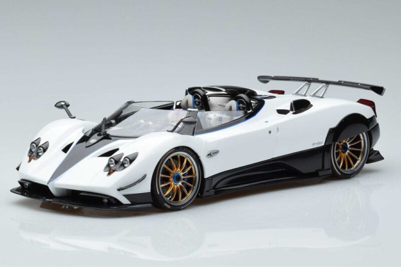 Pagani Zonda HP Barchetta Carbon Fiber Weiß LCD 1:18 LCD18009-WH Druckguss